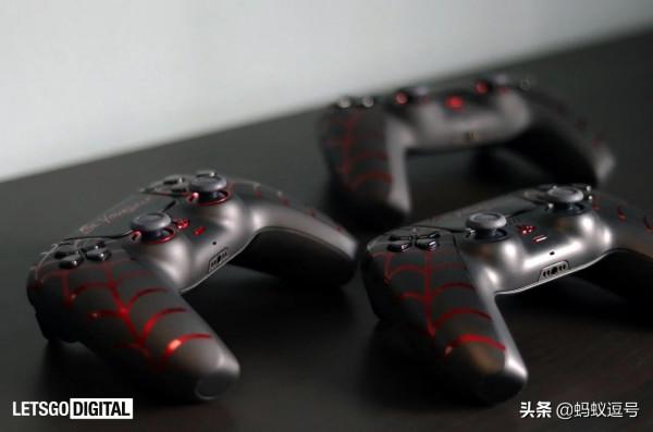 PlayStation5 MILES MORALES 版手柄設計揭曉 PlayStation5 MILES MORALES 版手柄設計揭曉