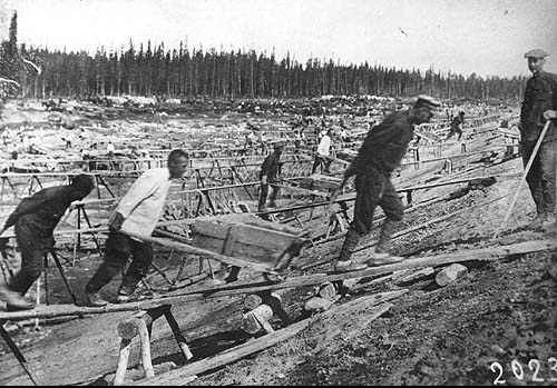 薩伊鐵路：調動12萬古拉格囚犯修建6年，最後卻全線廢棄