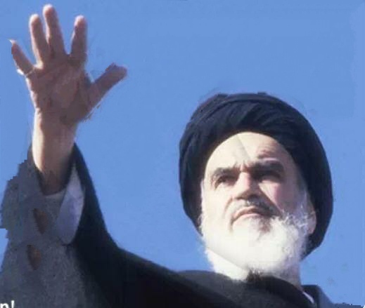 擁兵數十萬的伊朗國王，為何被“手無寸鐵”的霍梅尼趕下了臺？