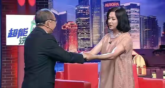 一個留芳百世，一個身敗名裂，曹德旺和潘石屹的所作所為令人感慨