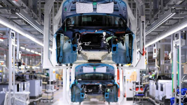 電動汽車轉型是好是壞？歐洲汽車供應商警告：50萬人將面臨失業