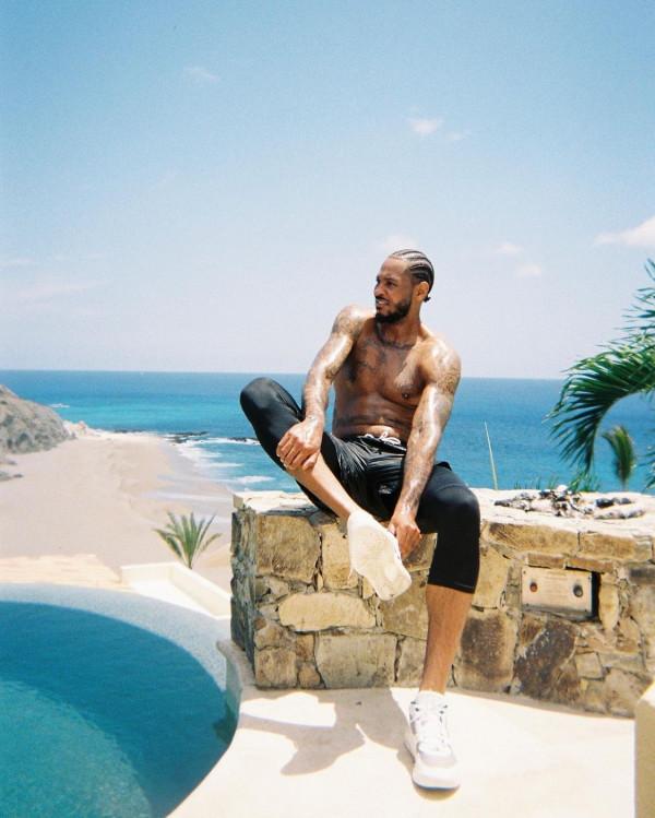 陽光與海水！攝影師曬安東尼近日墨西哥度假照