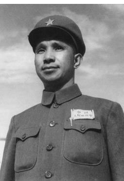 國軍在登步島獲勝，隆重慶功，總指揮石覺卻哀嘆：舟山守不住了