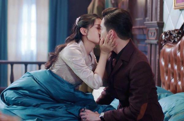 《一見傾心》中上演的甜戀故事是土甜吧，這也太上頭了吧，磕到了