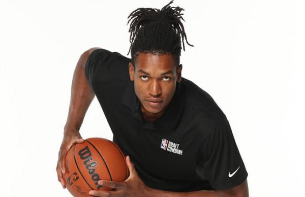 2021年NBA選秀球員之伊夫-龐斯 2021年NBA選秀球員之伊夫-龐斯