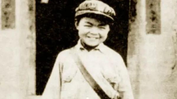 1936年,10歲小孩自稱參加過長征,毛澤東:誰能證明?答:賀龍 1936年,10歲小孩自稱參加過長征,毛澤東:誰能證明?答:賀龍