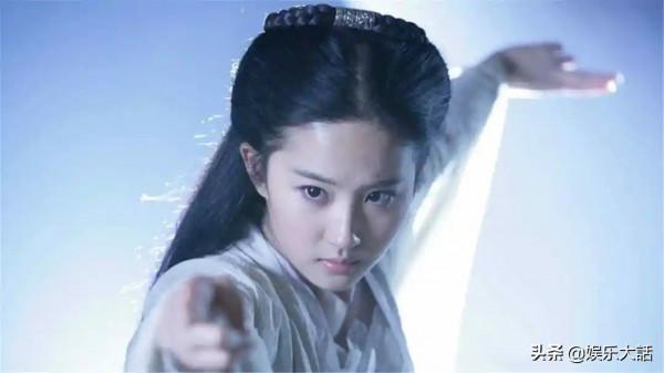 面部一枝花全靠鼻當家?這6位女星的名品美鼻,決定了顏值的高低 面部一枝花全靠鼻當家?這6位女星的名品美鼻,決定了顏值的高低