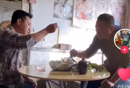 張同學的這些習慣不改,健康堪憂 張同學的這些習慣不改,健康堪憂