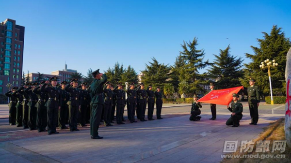 遠山呼喚！來自雪域邊疆的學長寄語破解“準軍官”們心中六問