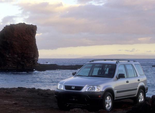 各家廠商的第一輛SUV，你都知道是誰嗎？