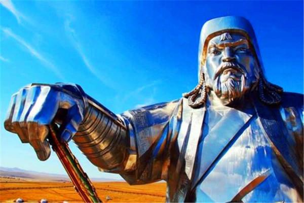 美國前總統稱成吉思汗為戰神，中國學者：呵呵這算啥，他老婆更牛
