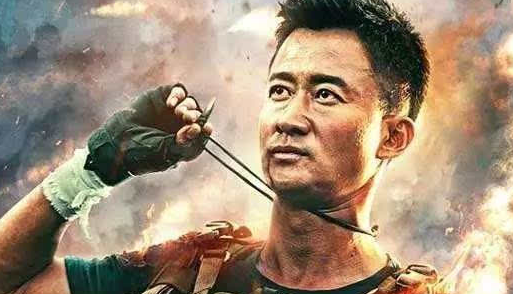 吳京沒有軍權，為什麼能在拍電影的時候可以調動軍用裝備？