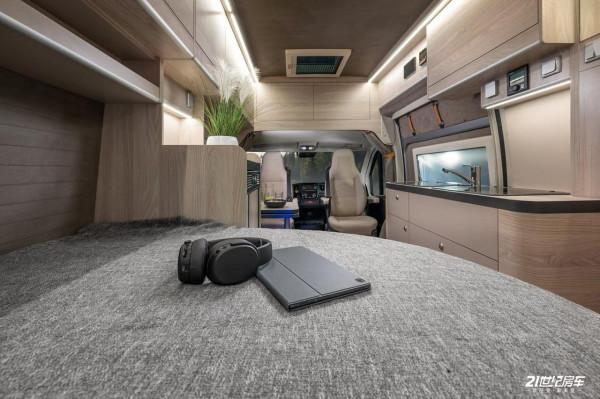 標緻汽車最新款B型房車釋出！專為2人出行設計，會客區大到能跳舞