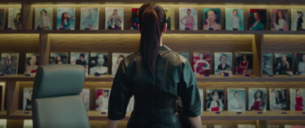 看了兩集《盛裝》，我心生感慨，國產劇都這麼拍，早追上美劇了