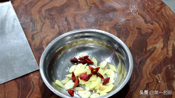 冬天別總吃大魚大肉，多吃這6道健康素菜，每天換著吃,清爽解油膩