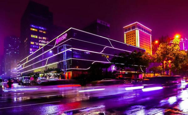 「深度」當奢侈品購物中心爭相“下沉”，有沒有那麼多人來買？