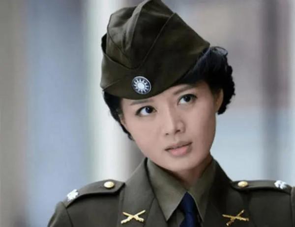 演軍人不招人吐槽的女星，只服這7位，英姿颯爽，具有軍人氣質