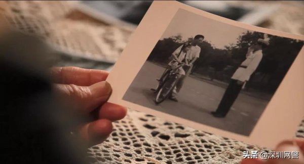 初代交警什麼樣? 初代交警什麼樣?