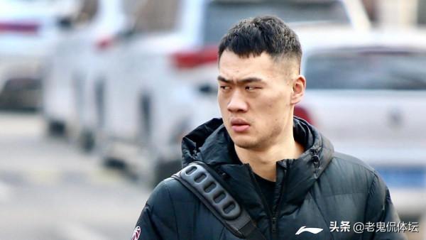 4場比賽僅拿5分!黑馬爆發與他基本無關,鞏曉彬棄將機會越來越少 4場比賽僅拿5分!黑馬爆發與他基本無關,鞏曉彬棄將機會越來越少