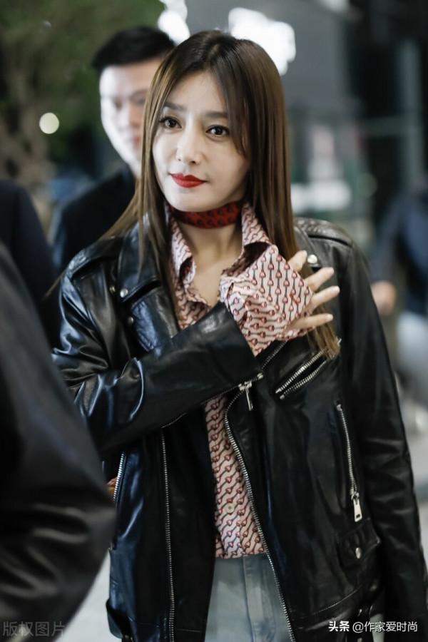 秦嵐真的好有古典美的範兒啊，這麼迷人為什麼還單身呢，要求高嗎