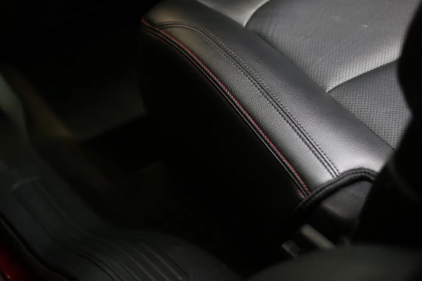 怪獸修車：翻新一輛&quot;破舊&quot;的二手福特探險者，最終&quot;舊車&quot;變新車