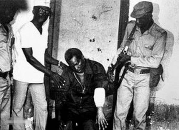 精神病當總統，6萬人死亡15萬人消失，被判死刑竟無人敢開槍