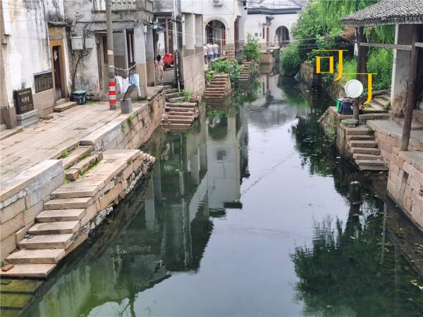 湖州荻港村的施家餛飩5元一碗,乾隆愛吃的鱔糊面,30元一碗 湖州荻港村的施家餛飩5元一碗,乾隆愛吃的鱔糊面,30元一碗