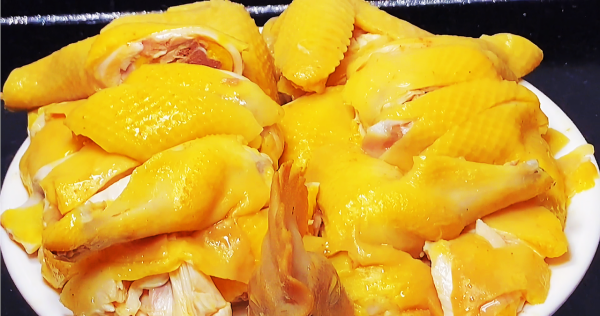 傳統年夜飯12道菜譜，4涼8熱有講究，4葷4素寓意要知道，過年必備