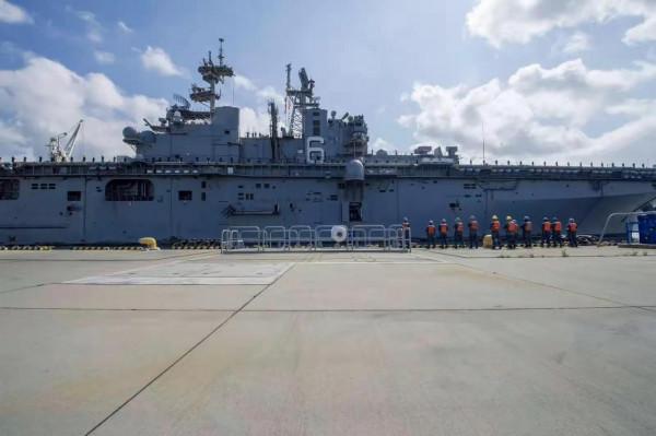 LHD“黃蜂”級兩棲攻擊艦圖集（222圖）