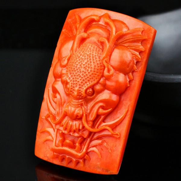 彰顯身份——南紅皮帶扣腰牌