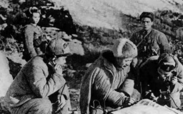 上甘嶺戰士:能否用敵屍?連隊:可以,很快壘起長60米高1米戰壕 上甘嶺戰士:能否用敵屍?連隊:可以,很快壘起長60米高1米戰壕