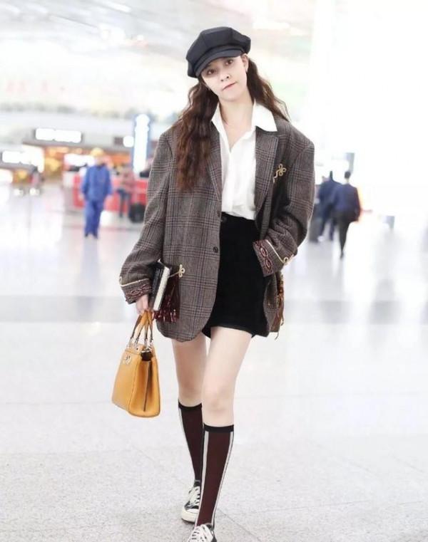 今年秋天的“格紋西裝”很好看,高階又時髦,三個方法搭配好 今年秋天的“格紋西裝”很好看,高階又時髦,三個方法搭配好