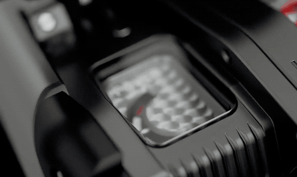 沒有指標的機械錶,售價卻高達185萬,全球限量僅25個 沒有指標的機械錶,售價卻高達185萬,全球限量僅25個