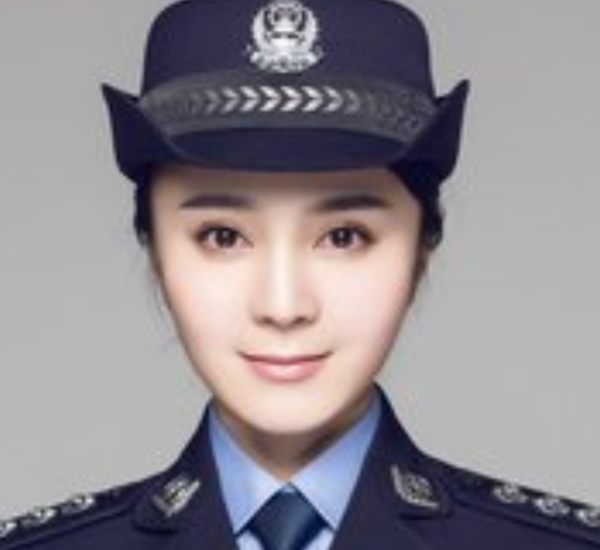 《不惑之旅》梅鈴也來客串了,迷人的熒幕反派,戲份雖少但卻很美 《不惑之旅》梅鈴也來客串了,迷人的熒幕反派,戲份雖少但卻很美