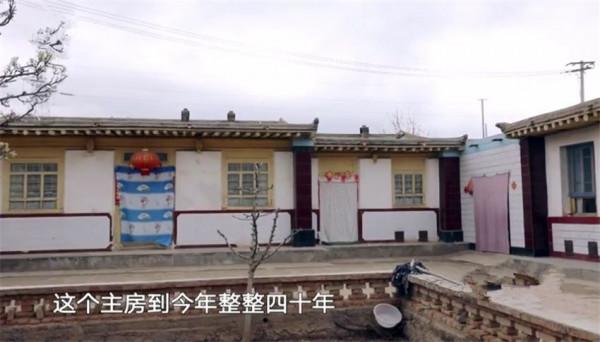 甘肅一家老農花132萬改造房子，卻被整成紅磚毛坯房？網友：心疼
