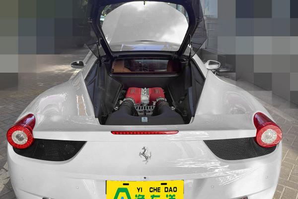一波三折，二手法拉利458檢測前賣家收兩次定金，客戶：玩我呢？
