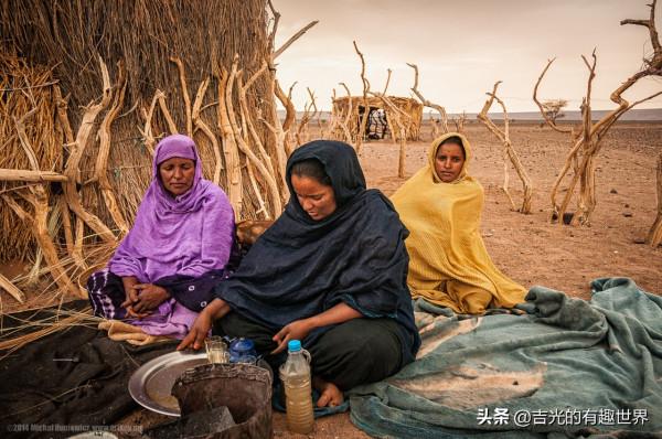 女孩越胖越嫁得好，父母從她們5歲起，就開始強制餵食催肥她們