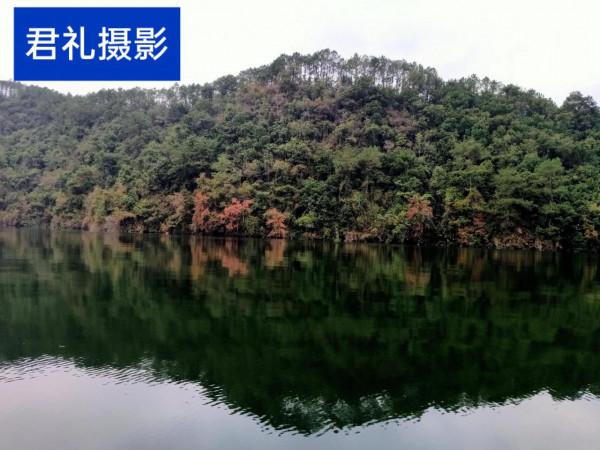 沒想到這個小地方還有像九寨溝的美倫美絕山水，多圖養眼不容錯過