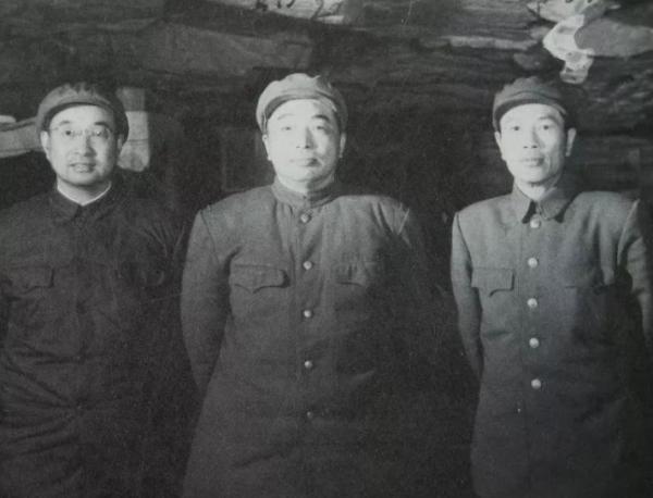 陳賡去世後，妻子傅涯養育5子、獨守49年，晚年為陳賡前妻寫傳記