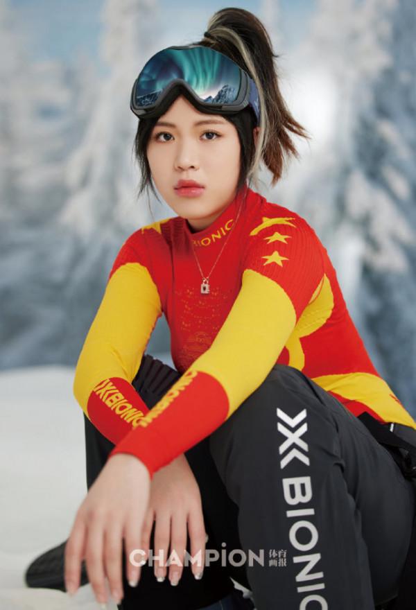 冠軍楊倩虎年首個大片曝光！穿滑雪裝迎冬奧形象大變，氣質大提升