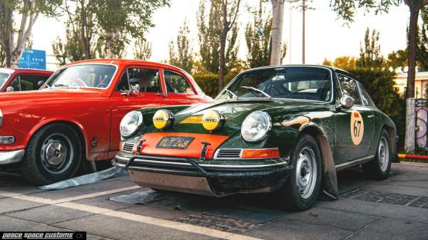 從北京到巴黎,老爺車伴隨他們行萬里路(上) 從北京到巴黎,老爺車伴隨他們行萬里路(上)