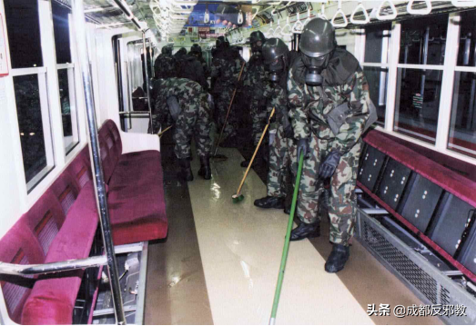 四大邪教頭目的“致命”魅力