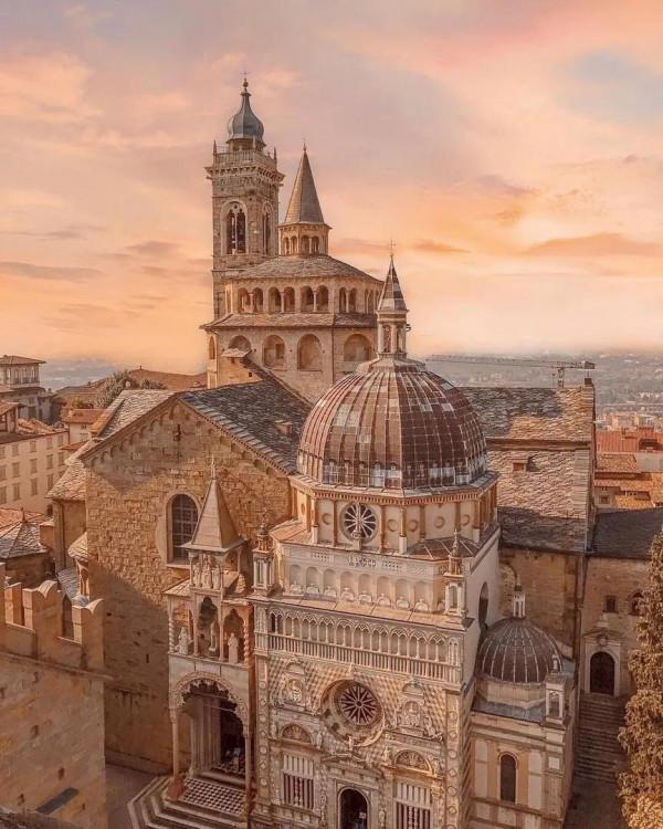 聖瑪利亞馬焦雷教堂