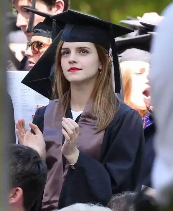 哈利波特二十週年主演再聚首,男大十八變,網友直呼還我魔法少年 哈利波特二十週年主演再聚首,男大十八變,網友直呼還我魔法少年