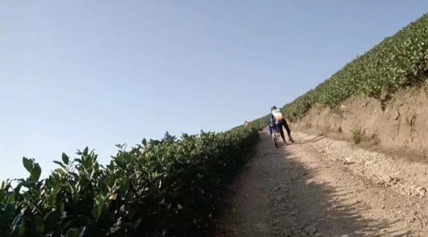 國慶騎遊D2天——紅旗峰