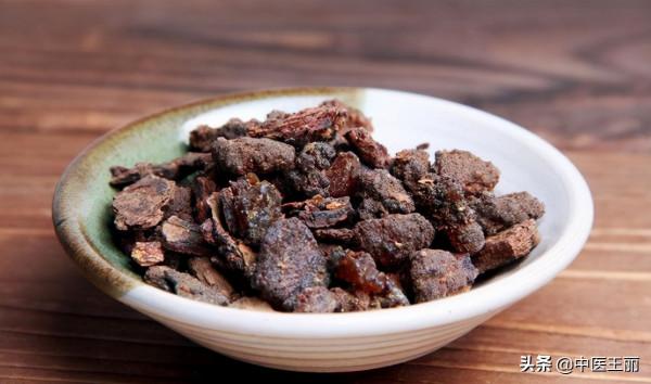 簡單三味中藥，一味補腎，一味定心，一味養血，助你身體健康