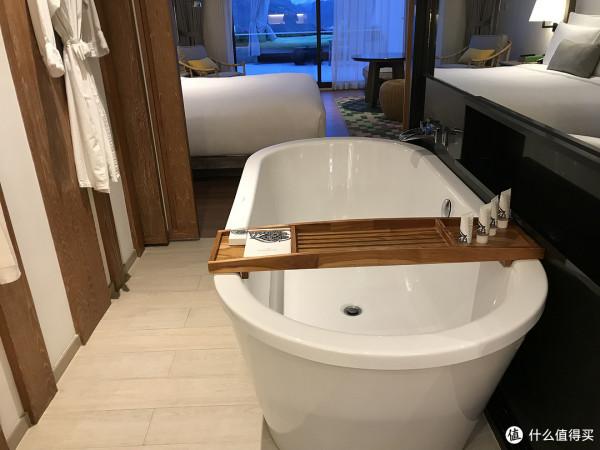 紀念一下普吉島最美海灘,奈涵,還有那奈涵最美酒店 紀念一下普吉島最美海灘,奈涵,還有那奈涵最美酒店