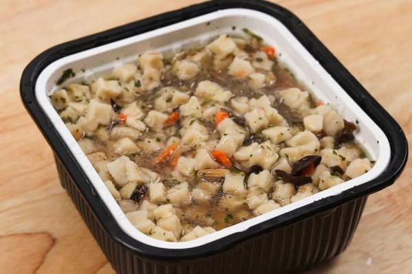 宅家速食測評，開水熱一熱就能吃