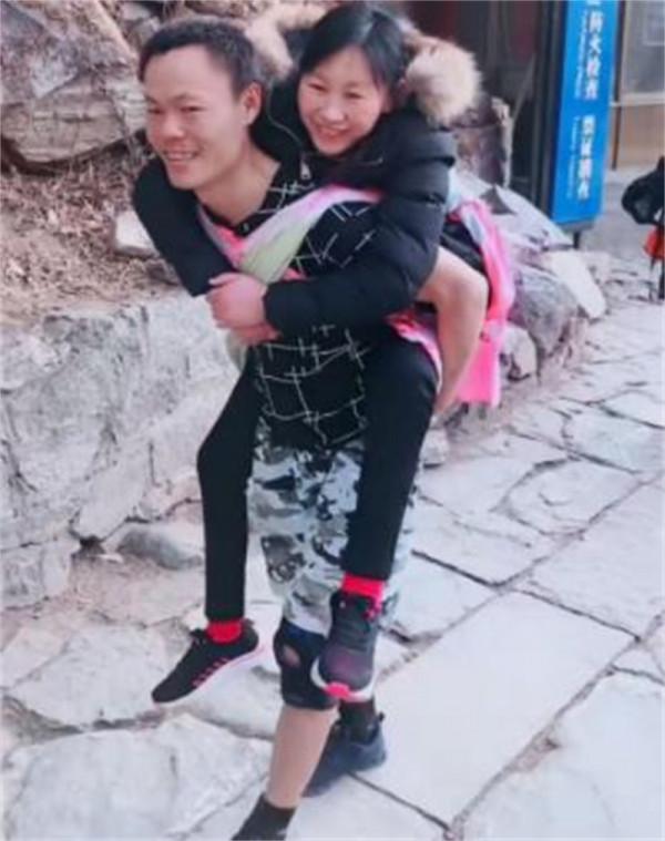 13年前她翻牆追男友成癱瘓，男友為娶她眾叛親離，網友：真男人