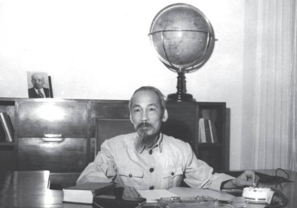 精通漢語的胡志明為何卻在越南獨立建國後下令廢棄漢字